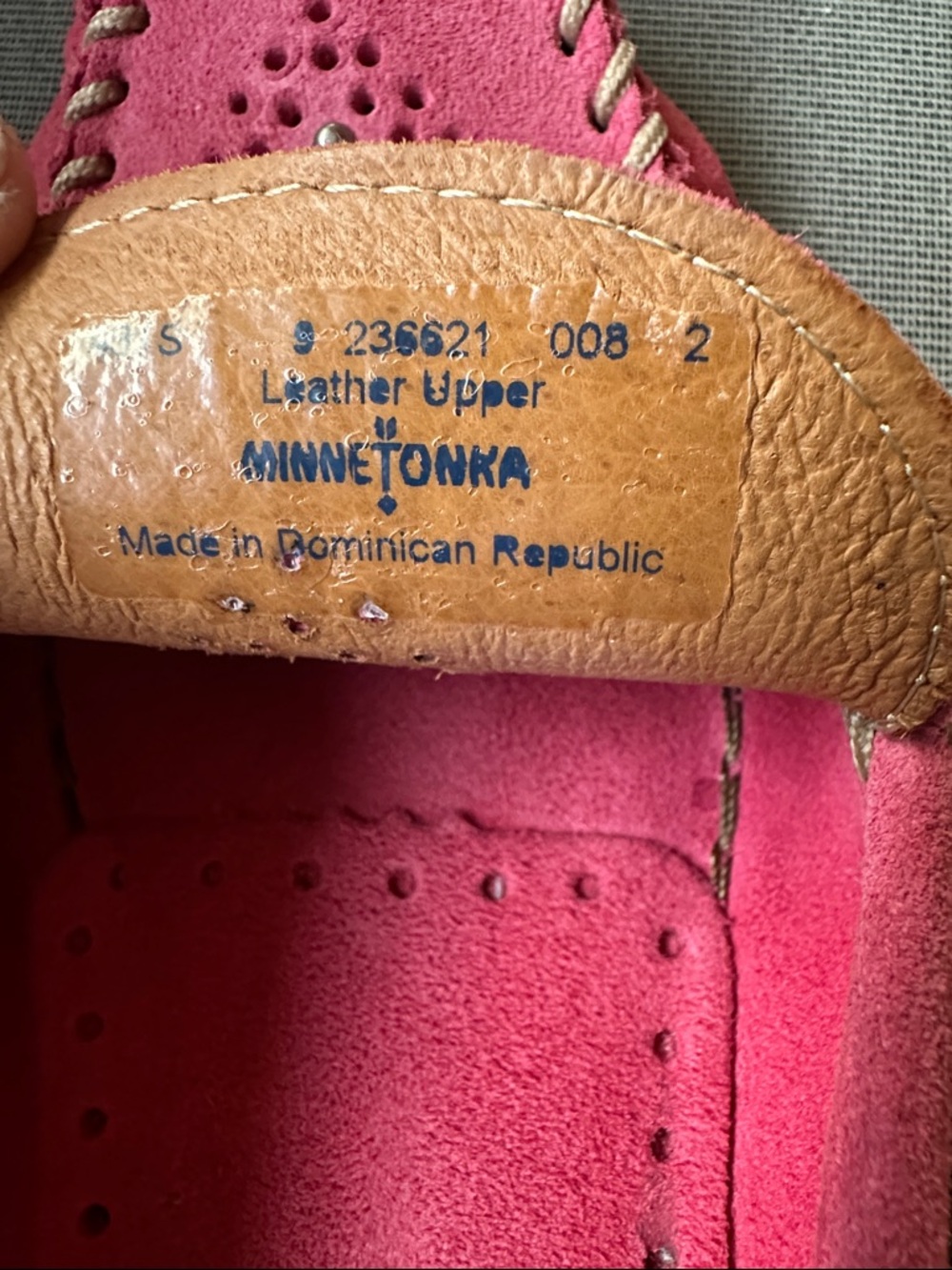 Minnetonka Pink Suede Moccasin Mules size 9 EUC - Picture 5 of 10